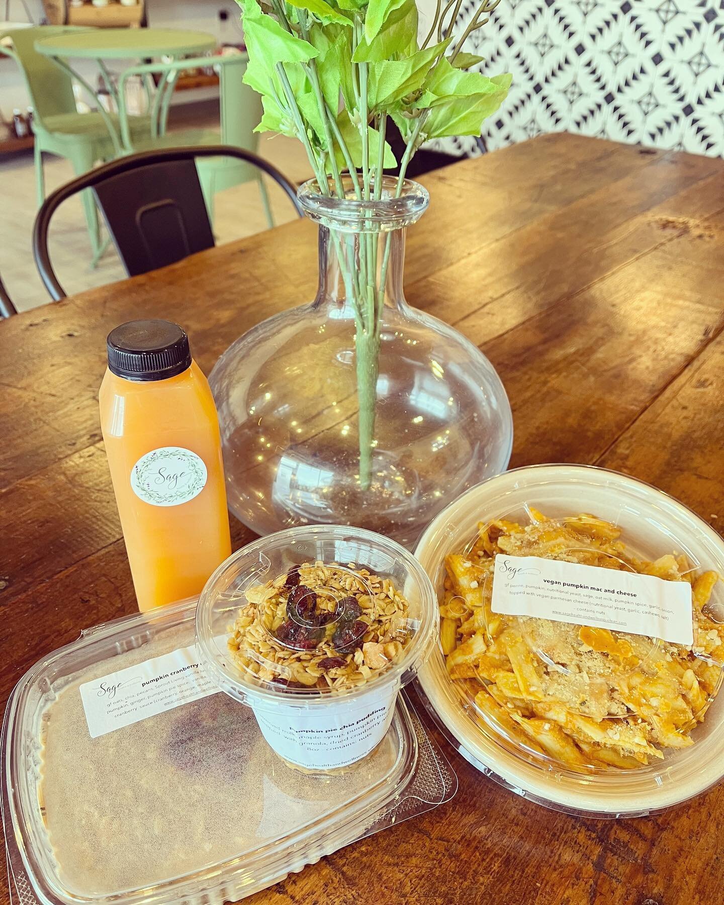 �9�9We are celebrating all things pumpkin! Our specials this week are creamy pumpkin soup, vegan and gluten free pumpkin mac n&rsquo; cheese, pumpkin cranberry overnight oats, pumpkin pie chia pudding, Harry Potter inspired pumpkin cold pressed juice, 